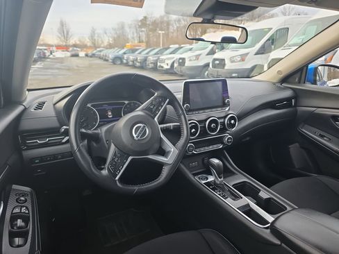 Used 2020 Nissan Sentra SV image 18