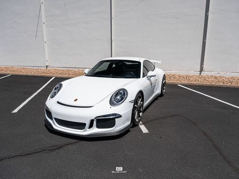 Used 2015 Porsche 911 GT3 RWD image 27