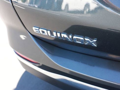 Used 2020 Chevrolet Equinox LT w/ Driver Convenience Package FWD image 6