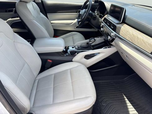 Used 2022 Kia Telluride EX w/ EX Premium Package FWD image 21