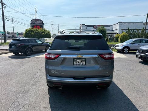 Used 2019 Chevrolet Traverse Premier AWD/4WD image 6