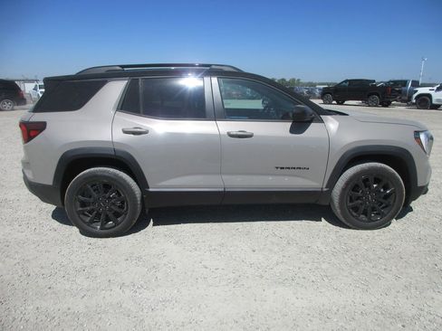 New 2026 GMC Terrain Elevation image 3
