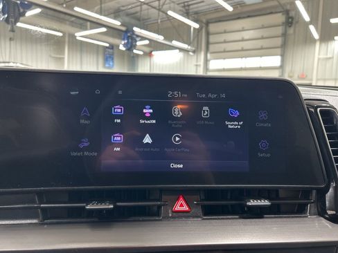 Used 2024 Kia Sportage EX image 23