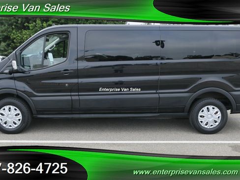 Used 2023 Ford Transit 350 XLT image 9