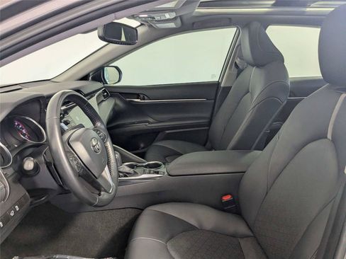 Certified 2020 Toyota Camry XSE FWD image 11
