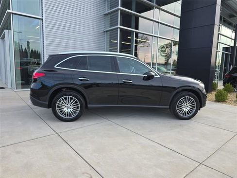 Certified 2026 Mercedes-Benz GLC 300 4MATIC image 2