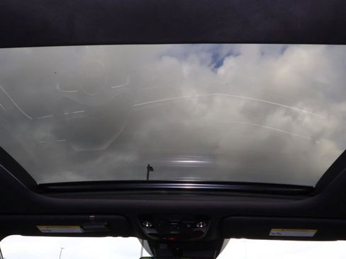 Used 2025 Kia K5 GT-Line w/ GT-Line Premium Package image 12