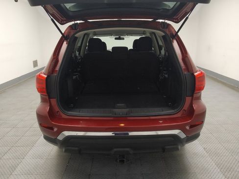 Used 2018 Nissan Pathfinder S image 29