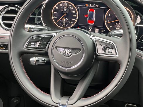 Used 2022 Bentley Flying Spur V8 AWD/4WD image 23