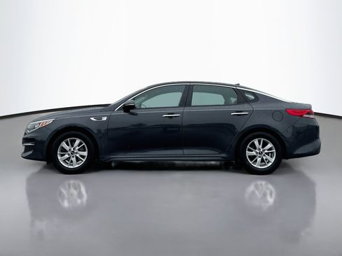 Used 2017 Kia Optima LX w/ Convenience Package FWD image 4