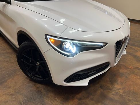 Used 2018 Alfa Romeo Stelvio Ti Sport image 45