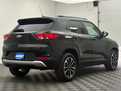 Used 2025 Chevrolet TrailBlazer LT FWD image 6