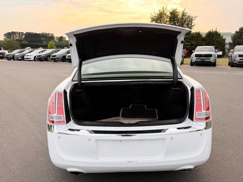 Used 2014 Chrysler 300 C RWD image 53