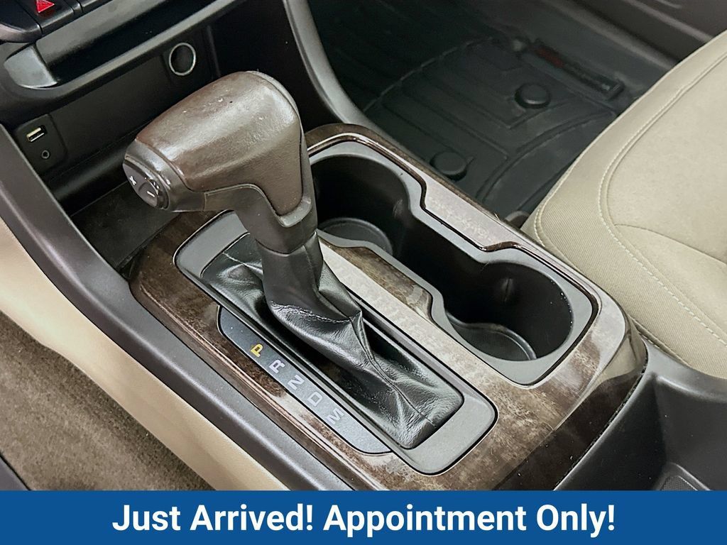 Used 2016 GMC Canyon SLE RWD image 19