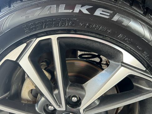 Used 2023 Kia Forte LXS image 11