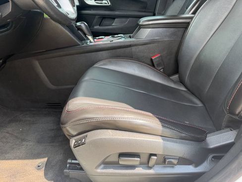 Used 2016 Chevrolet Equinox LTZ w/ Enhanced Convenience Package FWD image 14