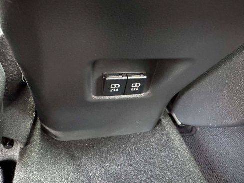 Used 2019 Toyota RAV4 XLE w/ Convenience Package AWD/4WD image 20
