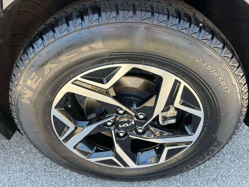 Used 2023 Kia Sportage LX FWD image 34
