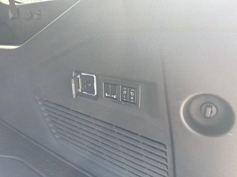 New 2026 Chevrolet Suburban High Country AWD/4WD image 29