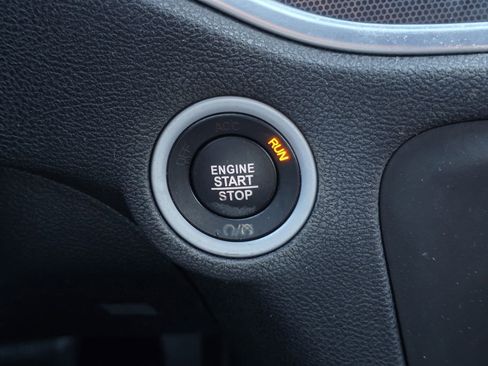 Used 2018 Dodge Charger R/T w/ Plus Group image 26