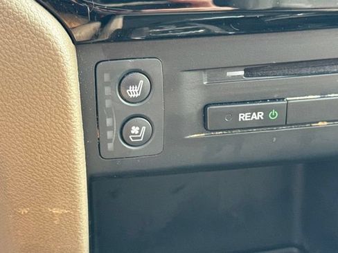 Used 2018 Honda Pilot Elite image 46