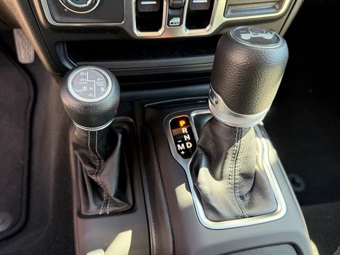 Used 2025 Jeep Wrangler Unlimited Sahara w/ Safety Group image 26