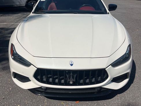 Used 2022 Maserati Ghibli Modena RWD image 3