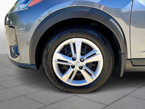 Used 2025 Nissan Kicks Play S image 9