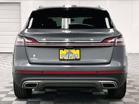 Used 2021 Lincoln Nautilus Reserve image 5