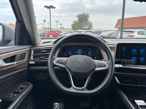Used 2026 Volkswagen Atlas SE AWD/4WD image 37