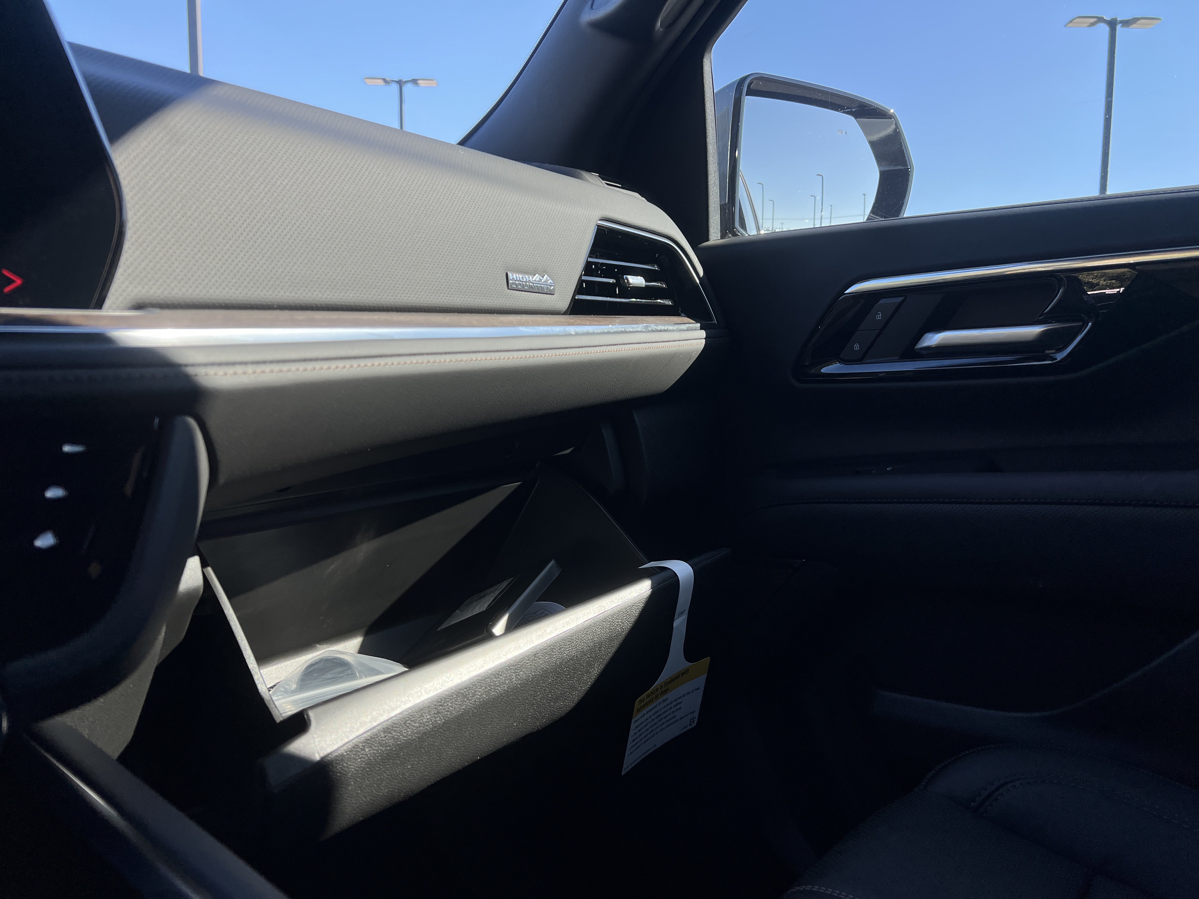 New 2026 Chevrolet Tahoe High Country w/ Sun And Tow Package AWD/4WD image 29