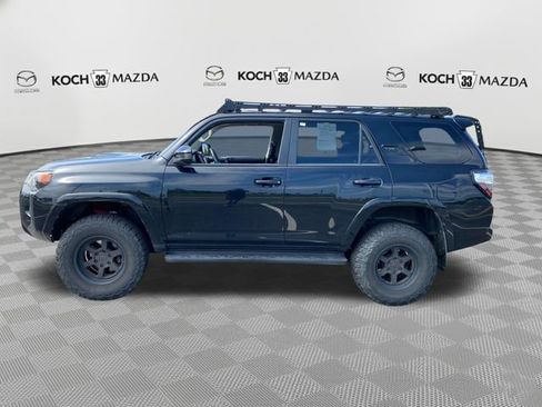 Used 2020 Toyota 4Runner TRD Off-Road AWD/4WD image 4