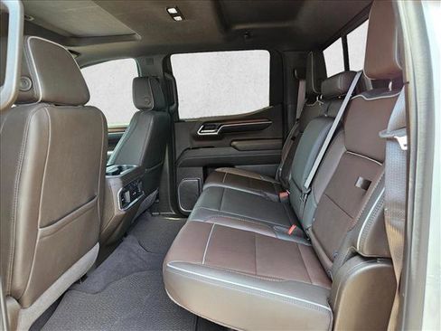 Used 2024 GMC Sierra 1500 Denali AWD/4WD image 18