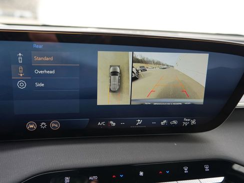 Used 2025 Buick Enclave Sport Touring image 28