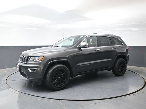 Used 2018 Jeep Grand Cherokee Limited w/ Trailer Tow Group IV AWD/4WD image 9