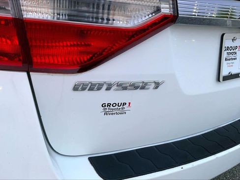 Used 2013 Honda Odyssey EX image 30