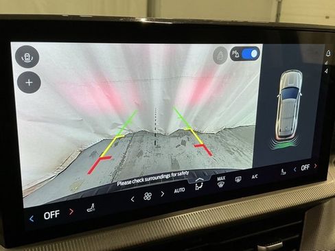 Used 2025 Ford Explorer Active image 25