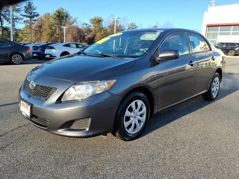 Used 2010 Toyota Corolla LE image 14
