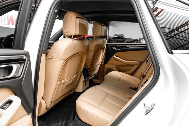 Used 2022 Porsche Macan S AWD/4WD image 43