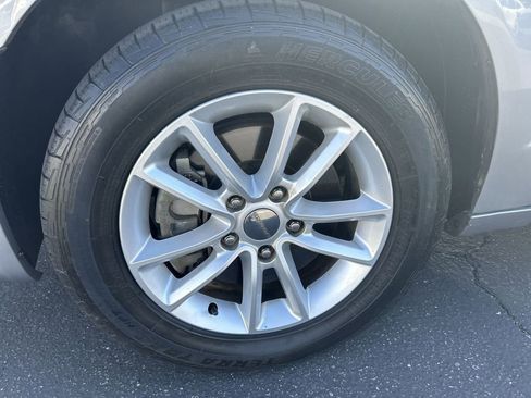Used 2014 Dodge Grand Caravan SXT FWD image 10