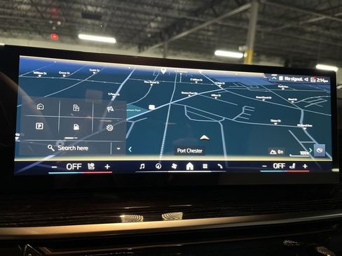 New 2026 BMW X6 xDrive40i w/ Climate Comfort Package image 18