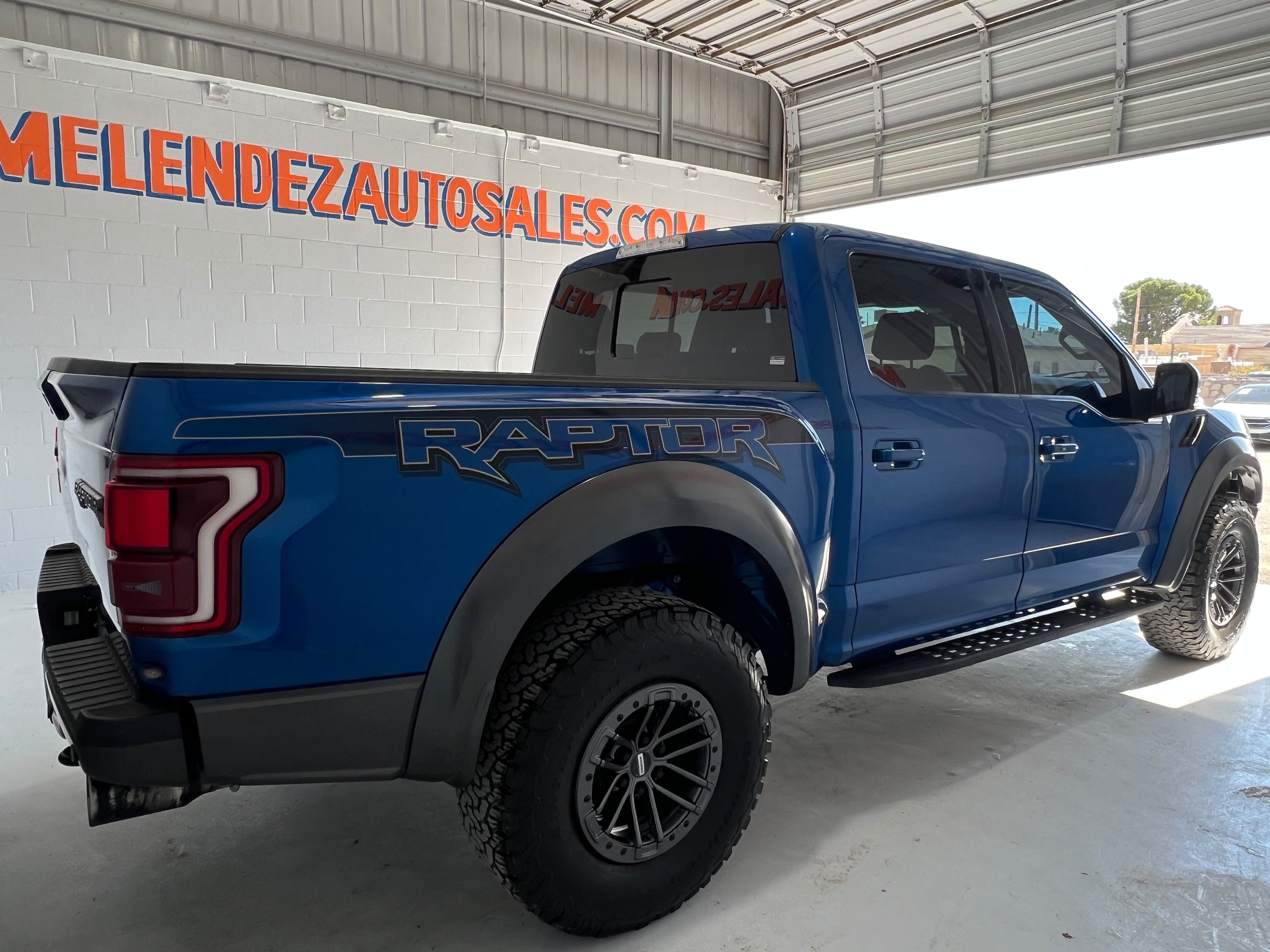 Used 2017 Ford F150 Raptor w/ Equipment Group 802A Luxury AWD/4WD image 6