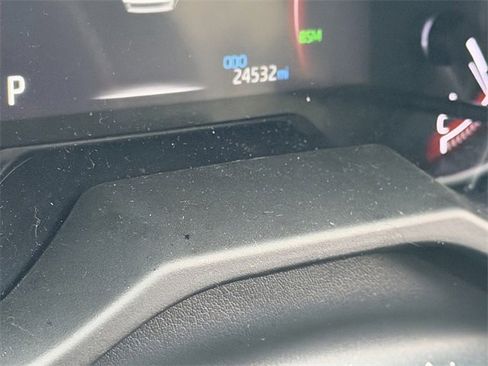 Used 2023 Toyota RAV4 XLE Premium image 9