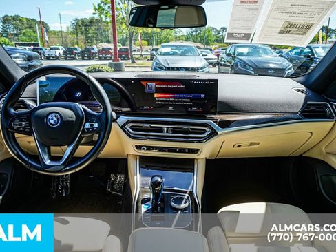 Used 2022 BMW i4 eDrive40 image 30