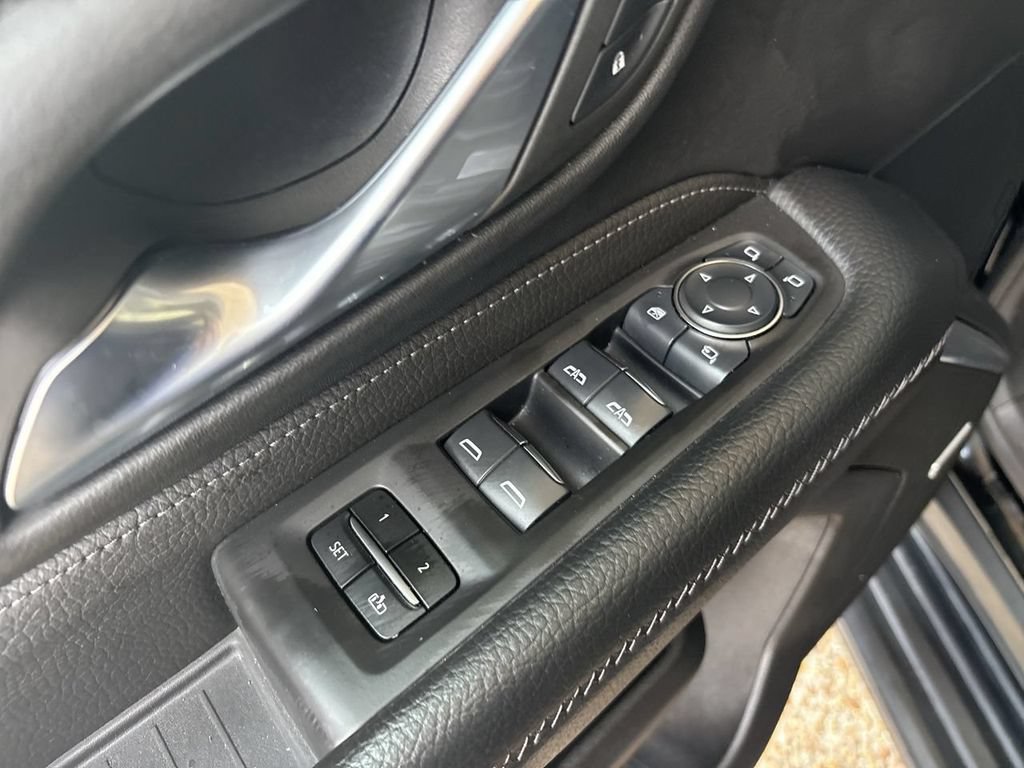 Certified 2024 GMC Yukon Denali AWD/4WD image 24