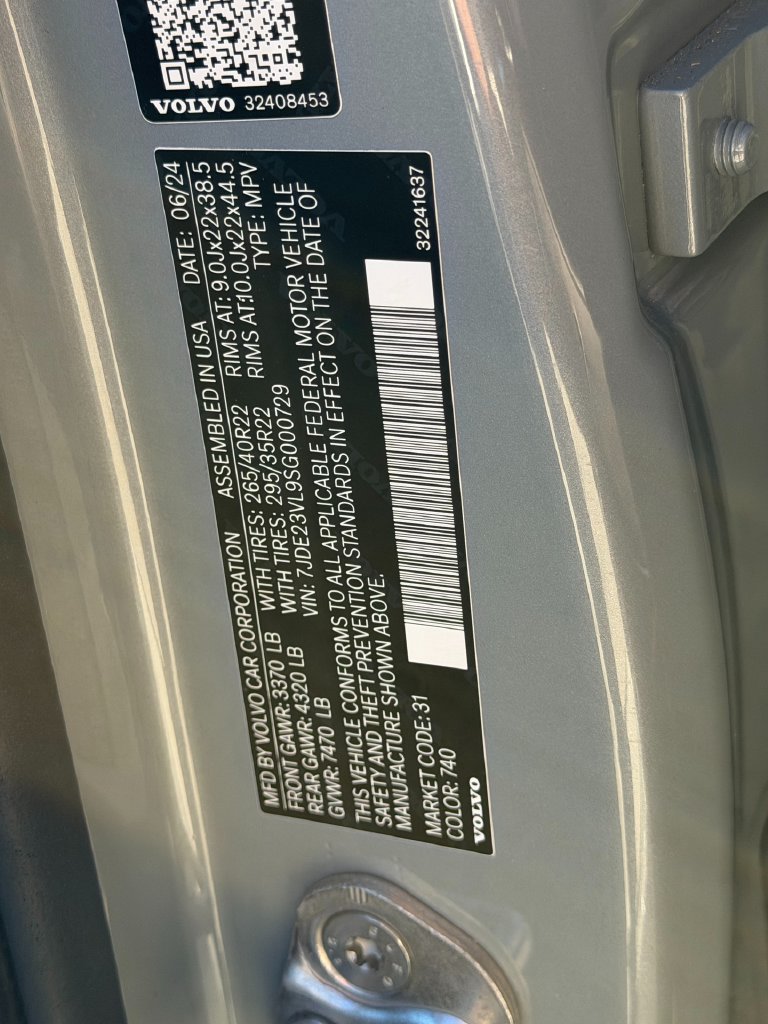 Certified 2025 Volvo EX90 Ultra AWD/4WD image 9