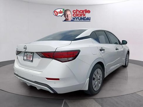 Used 2024 Nissan Sentra S FWD image 4