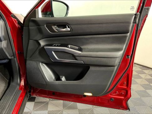 Used 2022 Nissan Pathfinder SL w/ Cargo Package image 25