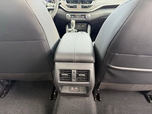 New 2025 Nissan Altima 2.5 SL image 24