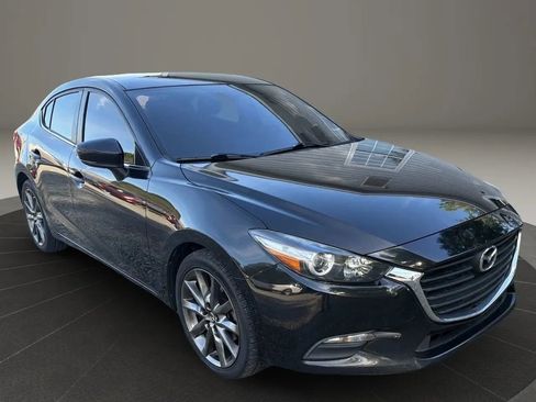 Used 2018 MAZDA MAZDA3 Touring FWD image 23